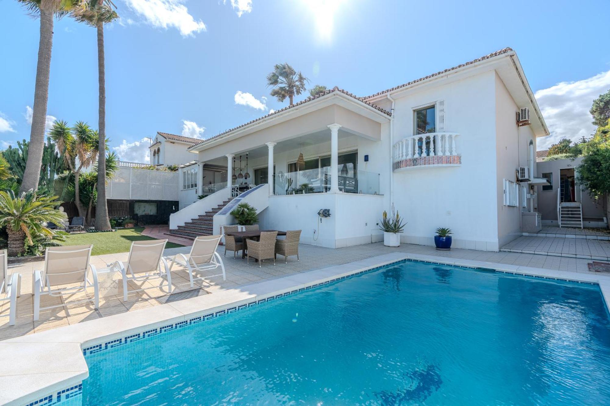 Casa Blanca Villa Manilva